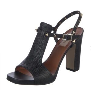 Valentino Garavani Black Leather Rockstud Heels sz9
